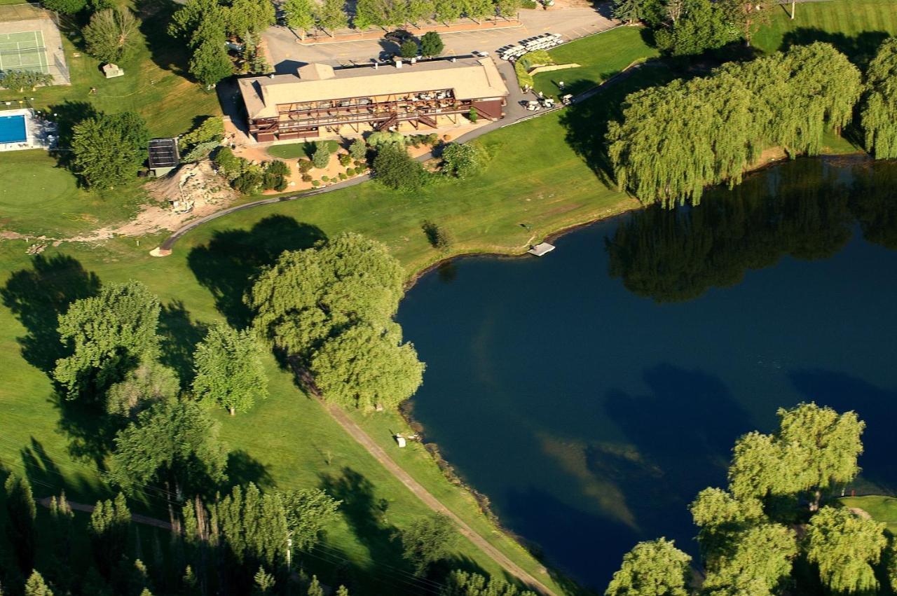 St Andrews By The Lake Golf Resort Kaleden Eksteriør bilde